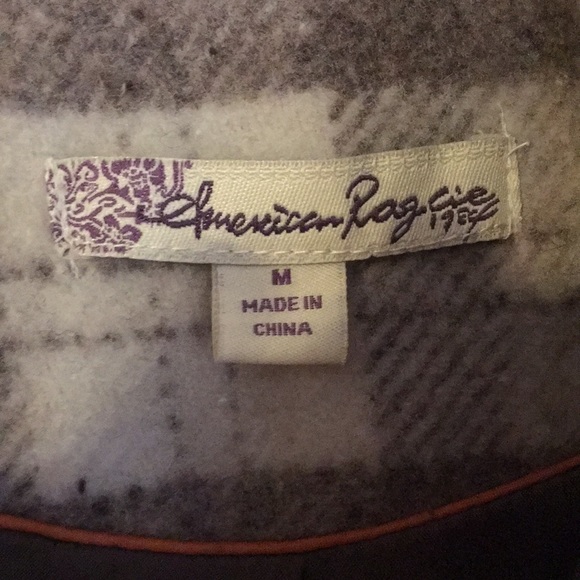 Women’s plaid pea coat - Picture 7 of 7